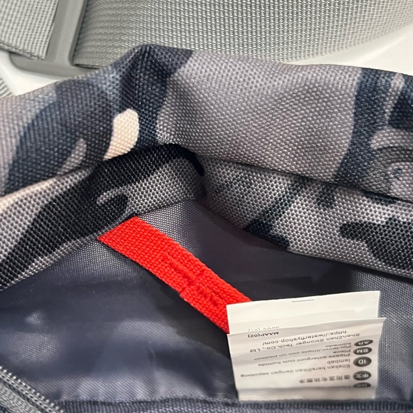 WATERFLY Fanny Pack for Women Men Water Resistant Belt Bag 4 Pockets - Picture 5 of 13